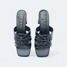 Load image into Gallery viewer, Vue Low Heel