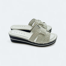 Load image into Gallery viewer, Clara Weave Wedge Sandal