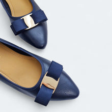 Load image into Gallery viewer, Maura Office Flats