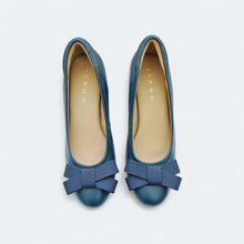 Load image into Gallery viewer, Jeanne Lambskin Leather High Wedges