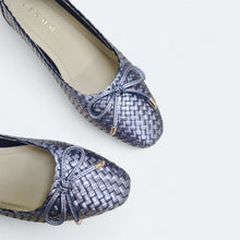 Load image into Gallery viewer, Holly Weaved Flats