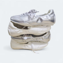 Load image into Gallery viewer, Ribbon Sneakers