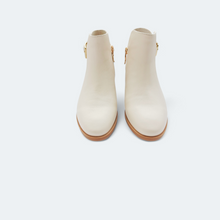 Load image into Gallery viewer, Betha