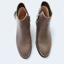 Load image into Gallery viewer, Betha