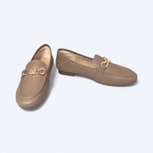 Load image into Gallery viewer, Sandra Knotted Loafers