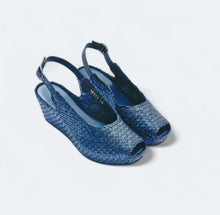 Load image into Gallery viewer, Handwoven Square Front wedges with Slingback - 28289