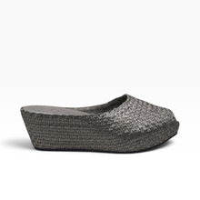 Load image into Gallery viewer, Handwoven Square Front wedges