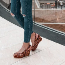Load image into Gallery viewer, Handwoven leather high peep toe wedges with slingback - 23509