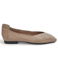 Load image into Gallery viewer, Handwoven square front flat pumps - 50215