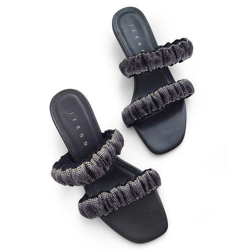 Stretchy diamond straps sandals