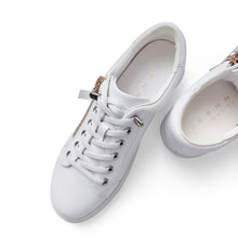 Load image into Gallery viewer, Lightweight sneakers with side gold zip
