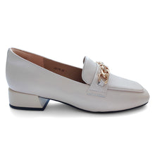 Load image into Gallery viewer, Catalina Italian heel loafers
