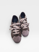 Load image into Gallery viewer, Sabine Panelled Sneakers

