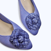 Load image into Gallery viewer, Marriam Flat
