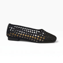 Load image into Gallery viewer, Vera Woven Flats
