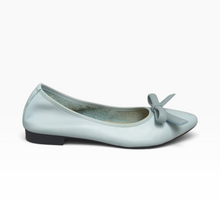 Load image into Gallery viewer, Rosalie Bow Flats
