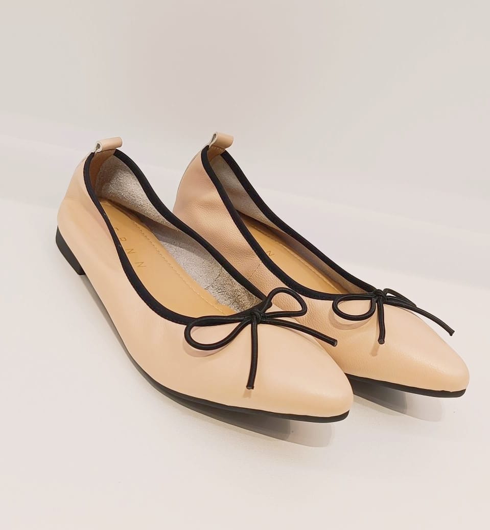 Serena easy wear flats slipon