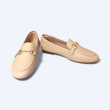 Load image into Gallery viewer, Alice Buckle Loafers
