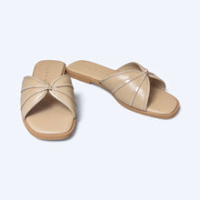 Load image into Gallery viewer, Candace Flat Slip-Ons
