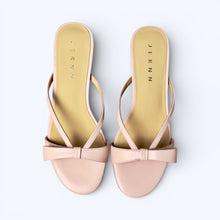 Load image into Gallery viewer, Elle Kitten Heels
