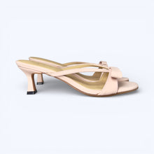 Load image into Gallery viewer, Elle Kitten Heels
