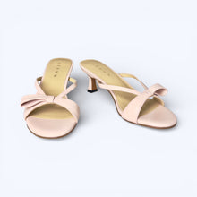 Load image into Gallery viewer, Elle Kitten Heels
