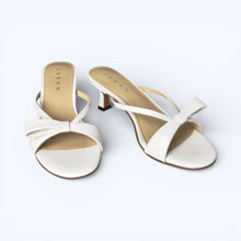 Load image into Gallery viewer, Elle Kitten Heels
