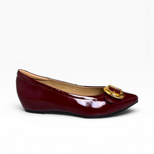Load image into Gallery viewer, Lucille Buckle Flats
