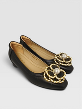 Load image into Gallery viewer, Chiara Floral Flats

