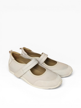 Load image into Gallery viewer, Elara Mary Jane Sneakers
