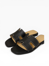 Load image into Gallery viewer, Helena Leather Slides

