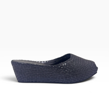 Load image into Gallery viewer, Handwoven Square Front wedges
