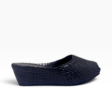 Load image into Gallery viewer, Handwoven Square Front wedges
