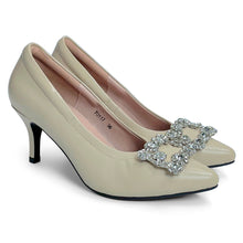 Load image into Gallery viewer, Jose heels with diamond buckle
