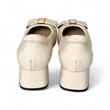 Load image into Gallery viewer, Odette Soft Pumps
