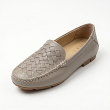 Load image into Gallery viewer, Maren Weave Loafers
