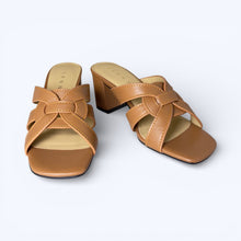Load image into Gallery viewer, Maddie Low Heel Sandals
