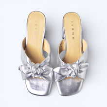 Load image into Gallery viewer, Margot Knotted Low Heel Sandals
