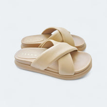 Load image into Gallery viewer, Mimi Pillow Sandal
