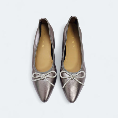 Huda Metallic Flats