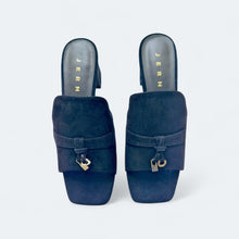 Load image into Gallery viewer, Loro Anne Low Heel
