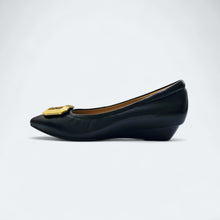 Load image into Gallery viewer, Roxy Leather Low Heel
