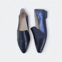 Load image into Gallery viewer, Hiro Anytime Flat Loafers

