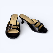 Load image into Gallery viewer, Pearle Low Heel Sandals
