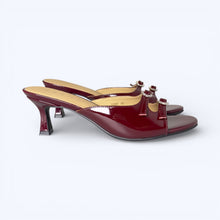 Load image into Gallery viewer, Pearle Low Heel Sandals

