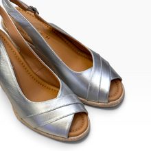 Load image into Gallery viewer, Solène Espadrille Wedges

