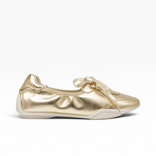 Load image into Gallery viewer, Aeris Ribbon Sneakers
