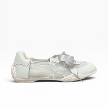 Load image into Gallery viewer, Aeris Ribbon Sneakers
