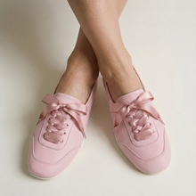 Load image into Gallery viewer, Aeris Ribbon Sneakers

