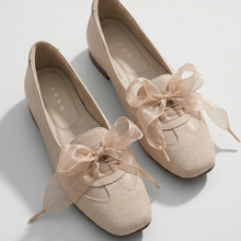 Load image into Gallery viewer, Clara Ribbon Pumps
